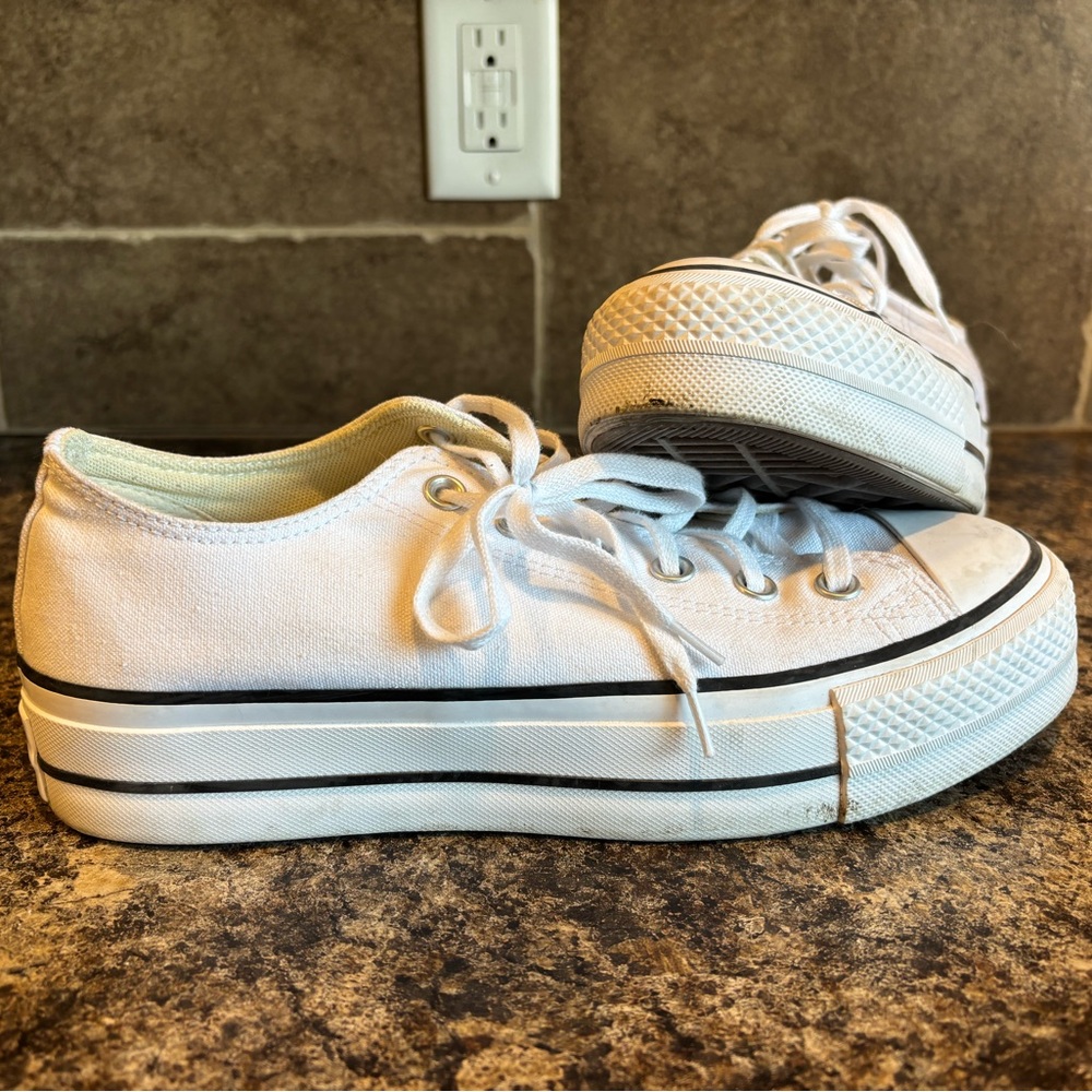 White Canvas Women's Sneakers